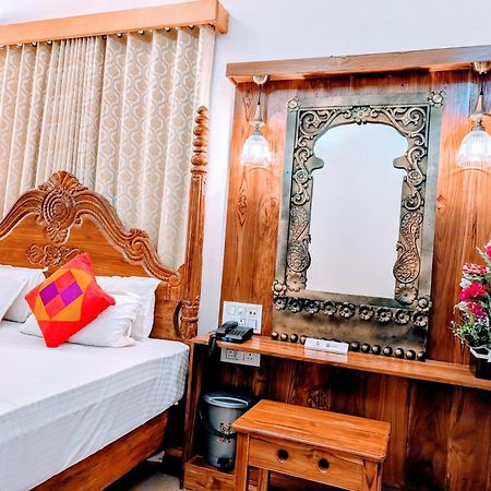 Dip Holidays Hotel Shanti Niketan Ngoại thất bức ảnh